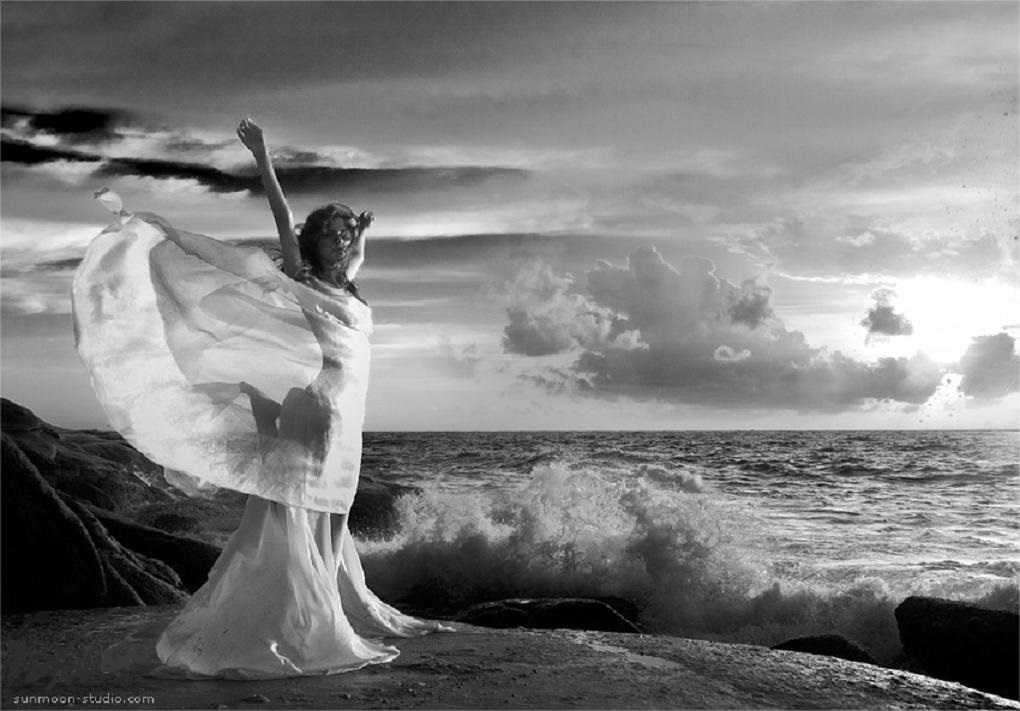 Photo by Willyam Bradberry